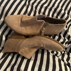 Zip up tan booties